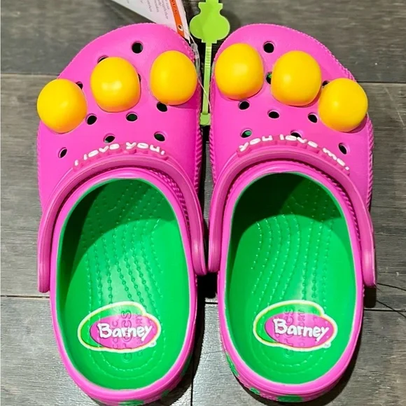 New CROCS c11 Barney “I Love You, You Love Me” Limited Edition Classic Clogs - Picture 1 of 8
